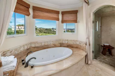 Bath - 7104 Aviara Dr, Carlsbad, CA 92011 photo 4 of 8