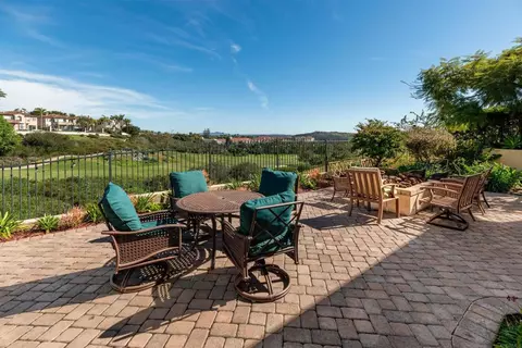 Exterior - 7104 Aviara Dr, Carlsbad, CA 92011 photo 3 of 14