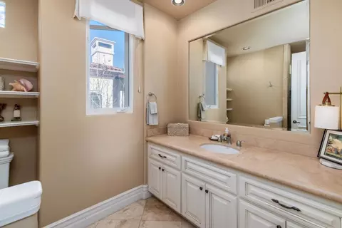 Bath - 7104 Aviara Dr, Carlsbad, CA 92011 photo 6 of 8