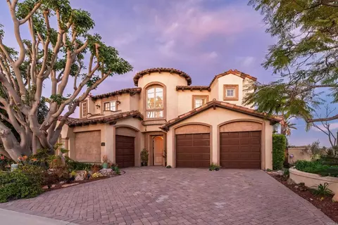 Exterior - 7104 Aviara Dr, Carlsbad, CA 92011 photo 7 of 14