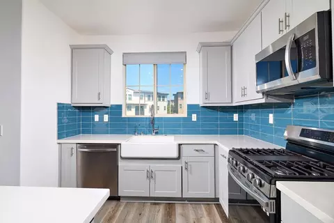 Kitchen - 1836 Red Willow Way, Oceanside, CA 92056 photo 3 of 3