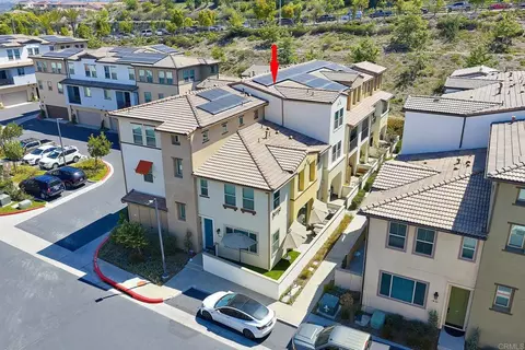 View/Area - 1836 Red Willow Way, Oceanside, CA 92056 photo 4 of 15
