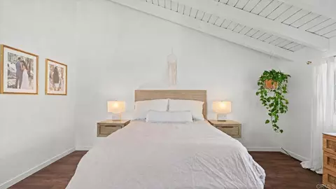 Bedroom - 3404 Oak Cliff Dr #5, Fallbrook, CA 92028 photo 2 of 4