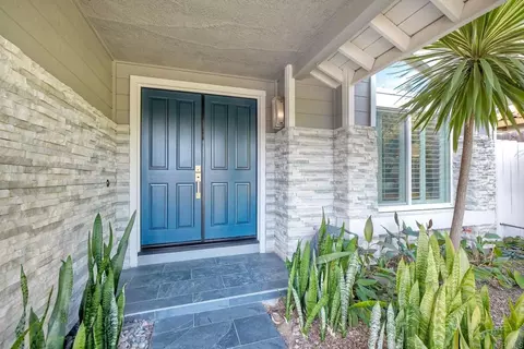 Entry Way - 1488 Powell Rd, Oceanside, CA 92056 photo 1 of 2
