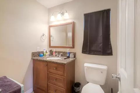 Bath - 4608 Vinyard St, Oceanside, CA 92057 photo 2 of 3