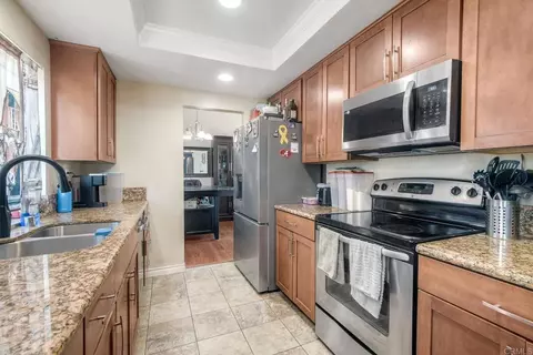 Kitchen - 4608 Vinyard St, Oceanside, CA 92057 photo 4 of 4