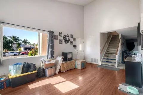 Living - 4608 Vinyard St, Oceanside, CA 92057 photo 1 of 3