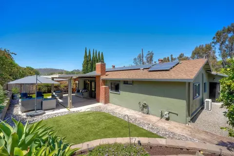 Exterior - 12541 Glenoak Rd, Poway, CA 92064 photo 3 of 11