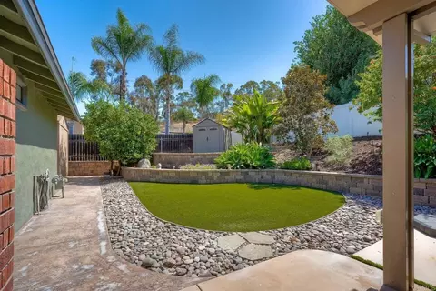 Exterior - 12541 Glenoak Rd, Poway, CA 92064 photo 4 of 11