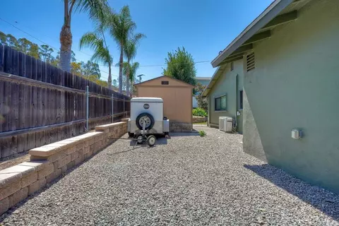 Exterior - 12541 Glenoak Rd, Poway, CA 92064 photo 8 of 11