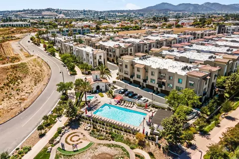 View/Area - 328 Waverunner Ct, Santee, CA 92071 photo 5 of 8