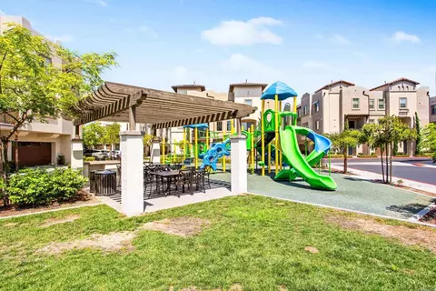 Exterior - 328 Waverunner Ct, Santee, CA 92071 photo 8 of 13