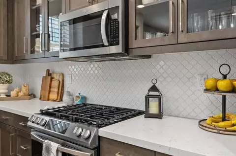 Kitchen - 4210 Mission Ranch Way, Oceanside, CA 92057 photo 3 of 5
