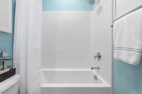 Bath - 4210 Mission Ranch Way, Oceanside, CA 92057 photo 6 of 6