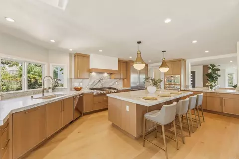 Kitchen - 2140 Janis Way, Carlsbad, CA 92008 photo 3 of 8