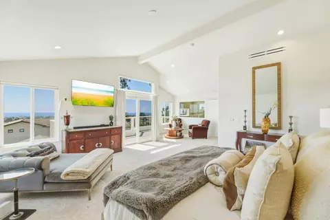 Bedroom - 2140 Janis Way, Carlsbad, CA 92008 photo 1 of 3
