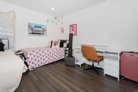 Bedroom - 403 Los Arbolitos Blvd, Oceanside, CA 92058 photo 2 of 2