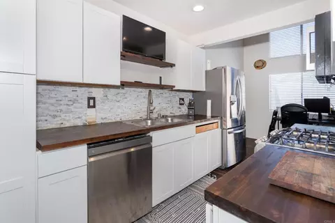 Kitchen - 403 Los Arbolitos Blvd, Oceanside, CA 92058 photo 1 of 2