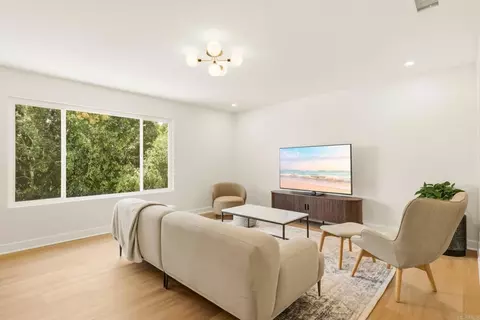 Living - 361 E Indian Rock Rd, Vista, CA 92084 photo 2 of 7