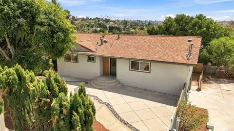 Exterior - 361 E Indian Rock Rd, Vista, CA 92084 photo 11 of 11