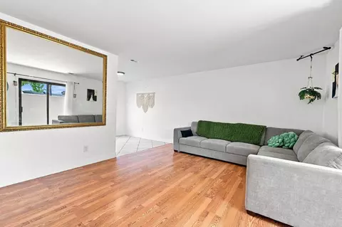 Living - 320 Grapevine Rd #2, Vista, CA 92083 photo 2 of 2