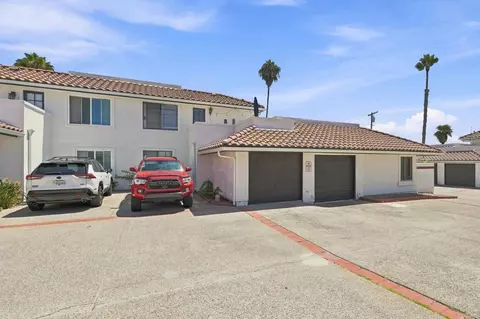 Exterior - 320 Grapevine Rd #2, Vista, CA 92083 photo 6 of 8