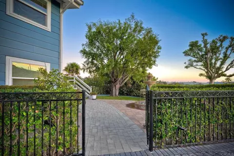 Exterior - 1413 Trabert Ranch Rd, Encinitas, CA 92024 photo 6 of 21