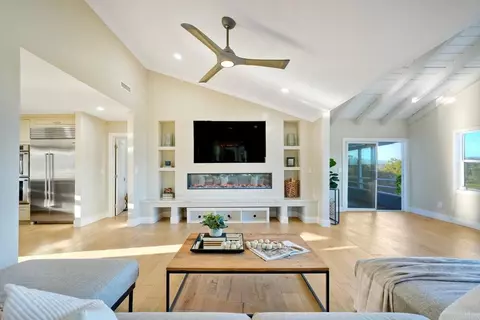 Living - 1413 Trabert Ranch Rd, Encinitas, CA 92024 photo 1 of 3