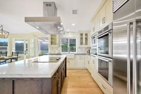 Kitchen - 1413 Trabert Ranch Rd, Encinitas, CA 92024 photo 1 of 3