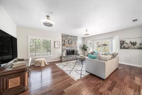 Living - 20625 Sutherland Dm, Ramona, CA 92065 photo 1 of 2