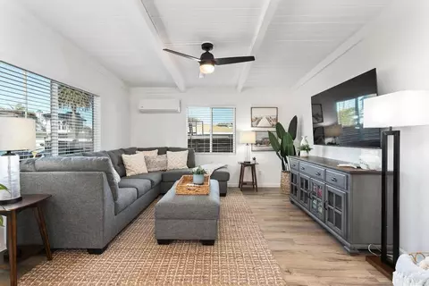Living - 245 Hemlock Ave, Carlsbad, CA 92008 photo 1 of 4