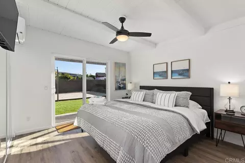 Bedroom - 245 Hemlock Ave, Carlsbad, CA 92008 photo 4 of 5