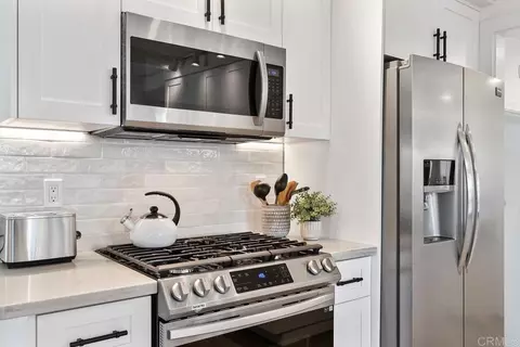 Kitchen - 245 Hemlock Ave, Carlsbad, CA 92008 photo 5 of 5