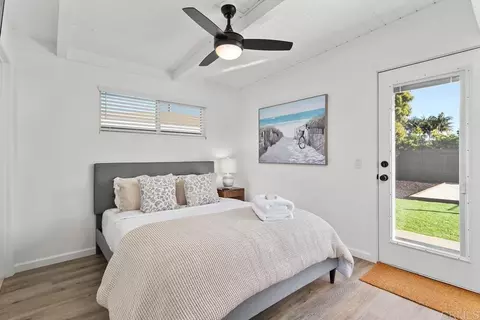 Bedroom - 245 Hemlock Ave, Carlsbad, CA 92008 photo 1 of 5