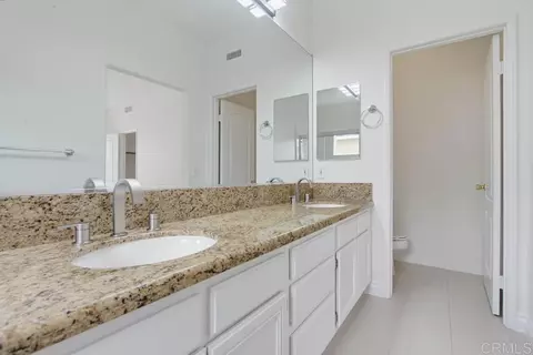 Bath - 4505 Milano Way, Oceanside, CA 92057 photo 2 of 6
