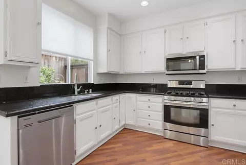 Kitchen - 4505 Milano Way, Oceanside, CA 92057 photo 3 of 4