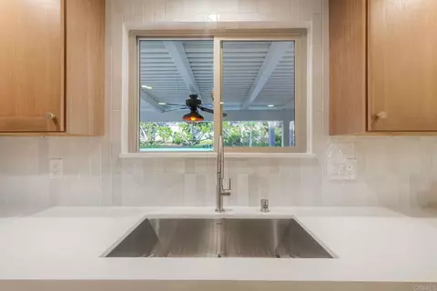 Kitchen - 2185 Hawley Dr, Vista, CA 92084 photo 3 of 6