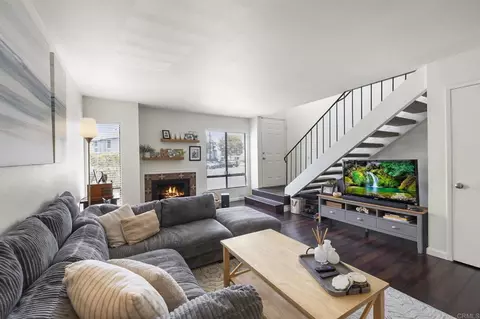 Living - 874 Marigold Ct, Carlsbad, CA 92011 photo 2 of 3