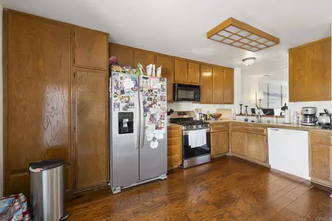 Kitchen - 874 Marigold Ct, Carlsbad, CA 92011 photo 2 of 3