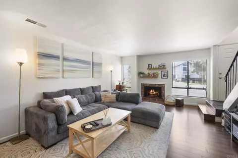 Living - 874 Marigold Ct, Carlsbad, CA 92011 photo 3 of 3