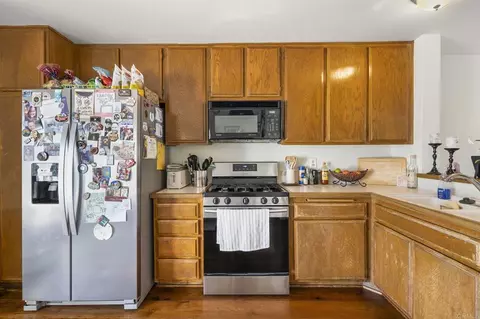 Kitchen - 874 Marigold Ct, Carlsbad, CA 92011 photo 3 of 3