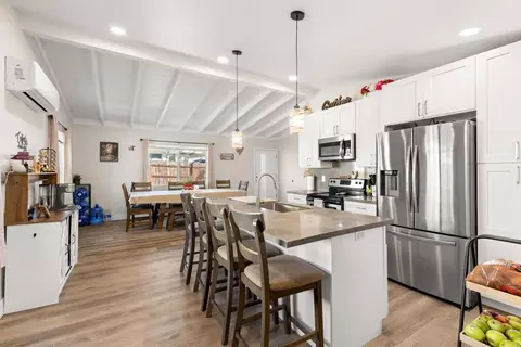 Kitchen - 10292 Canyon Dr, Escondido, CA 92026 photo 3 of 3