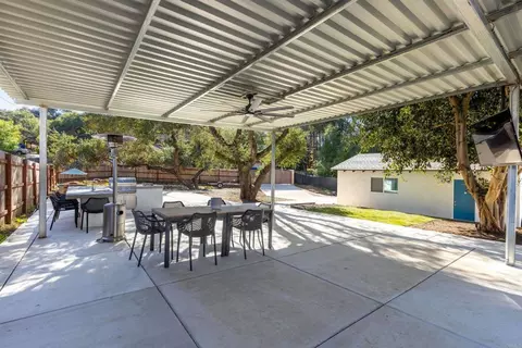 Exterior - 10292 Canyon Dr, Escondido, CA 92026 photo 4 of 9