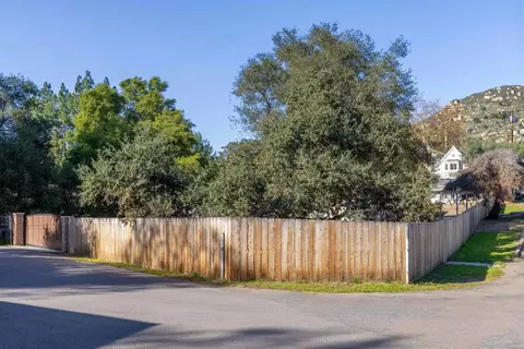 Exterior - 10292 Canyon Dr, Escondido, CA 92026 photo 9 of 9