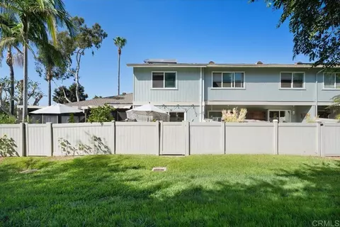 Exterior - 328 Winsome Pl, Encinitas, CA 92024 photo 4 of 5