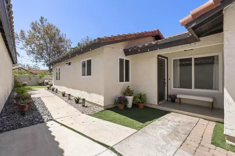 Exterior - 4733 Dalea Pl, Oceanside, CA 92057 photo 5 of 12