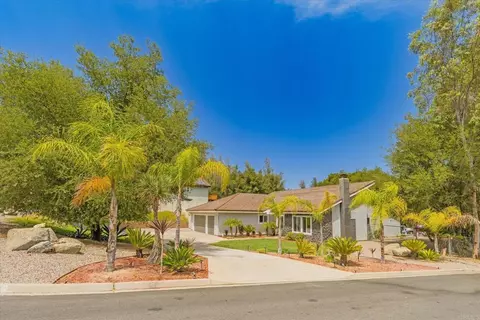 Exterior - 15311 La Plata Ct, Ramona, CA 92065 photo 2 of 13