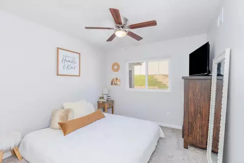 Bedroom - 15311 La Plata Ct, Ramona, CA 92065 photo 4 of 5