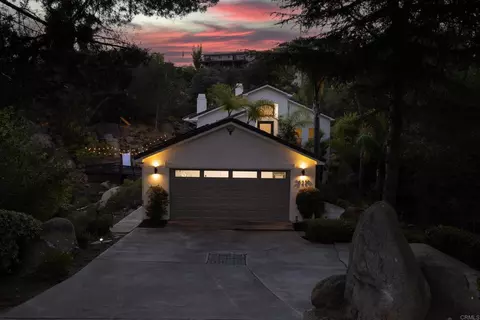 Exterior - 28320 Kettering Ln, Escondido, CA 92026 photo 14 of 15