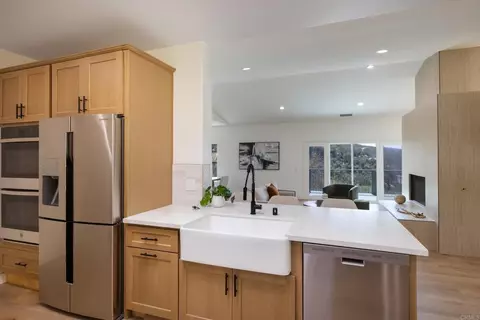 Kitchen - 28320 Kettering Ln, Escondido, CA 92026 photo 2 of 5